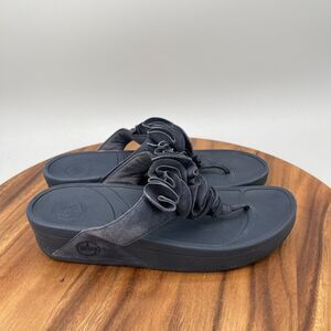 Fitflop Yoko Sandals Womens 9 Blue Suede Floral Toe Thong Slip On Shoes